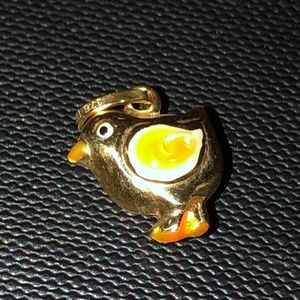 9ct gold charm of chick